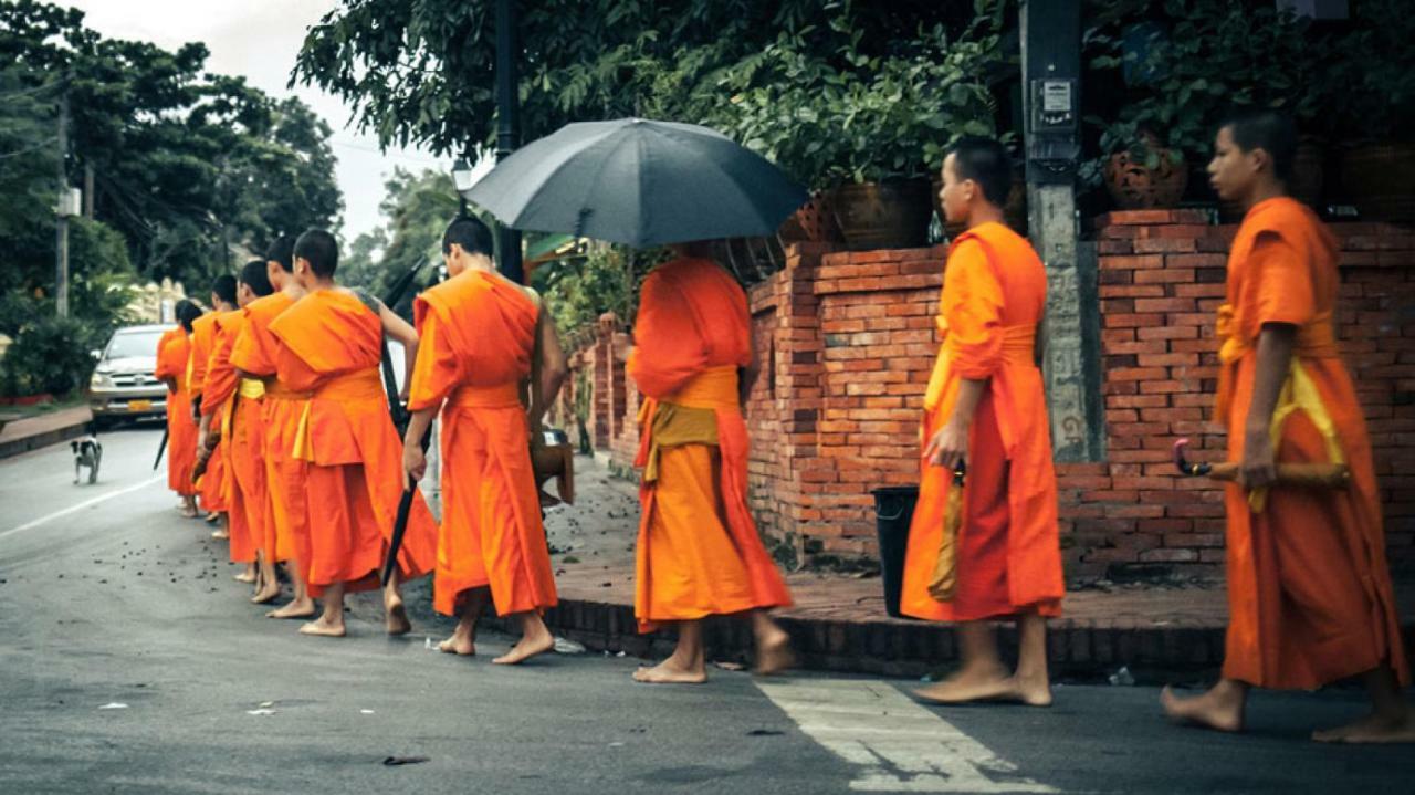 Tingkham Guesthouse หลวงพระบาง ภายนอก รูปภาพ